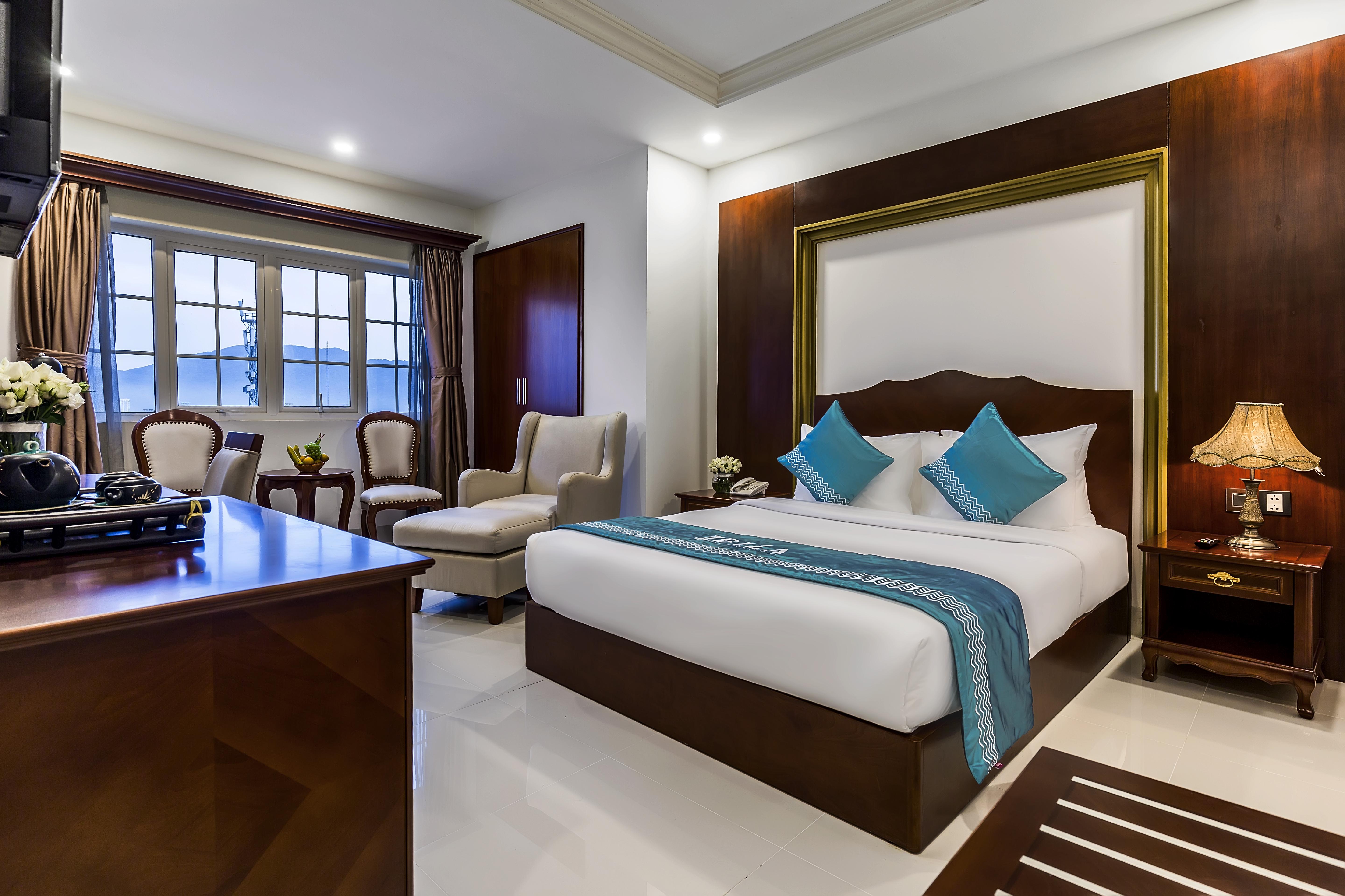 Ibiza Riverfront Da Nang Hotel Powered By Aston Eksteriør bilde