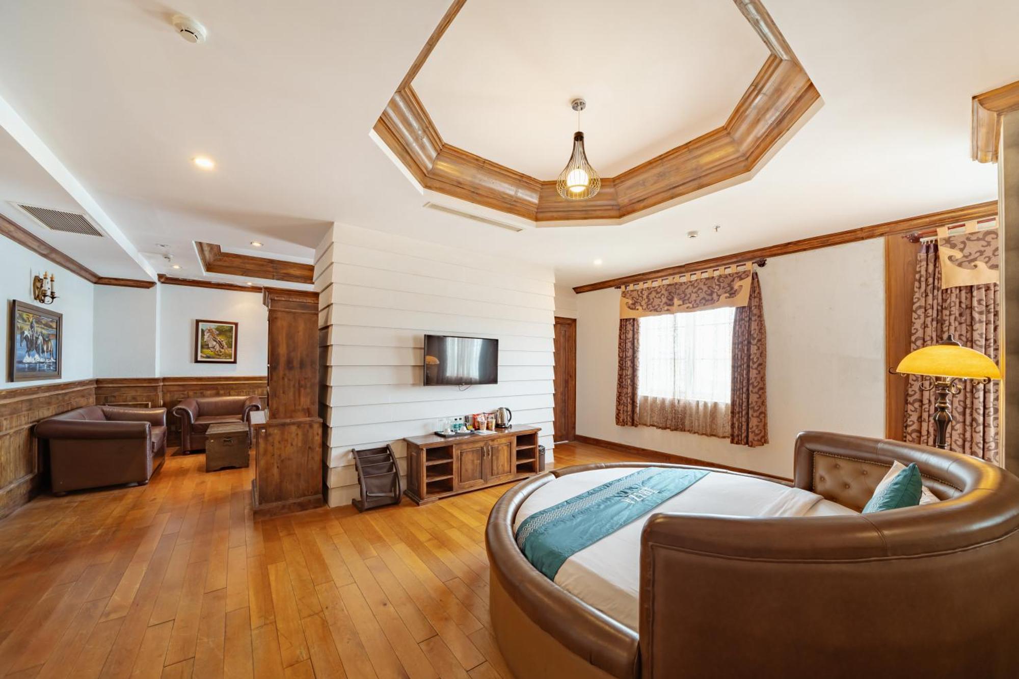 Ibiza Riverfront Da Nang Hotel Powered By Aston Eksteriør bilde