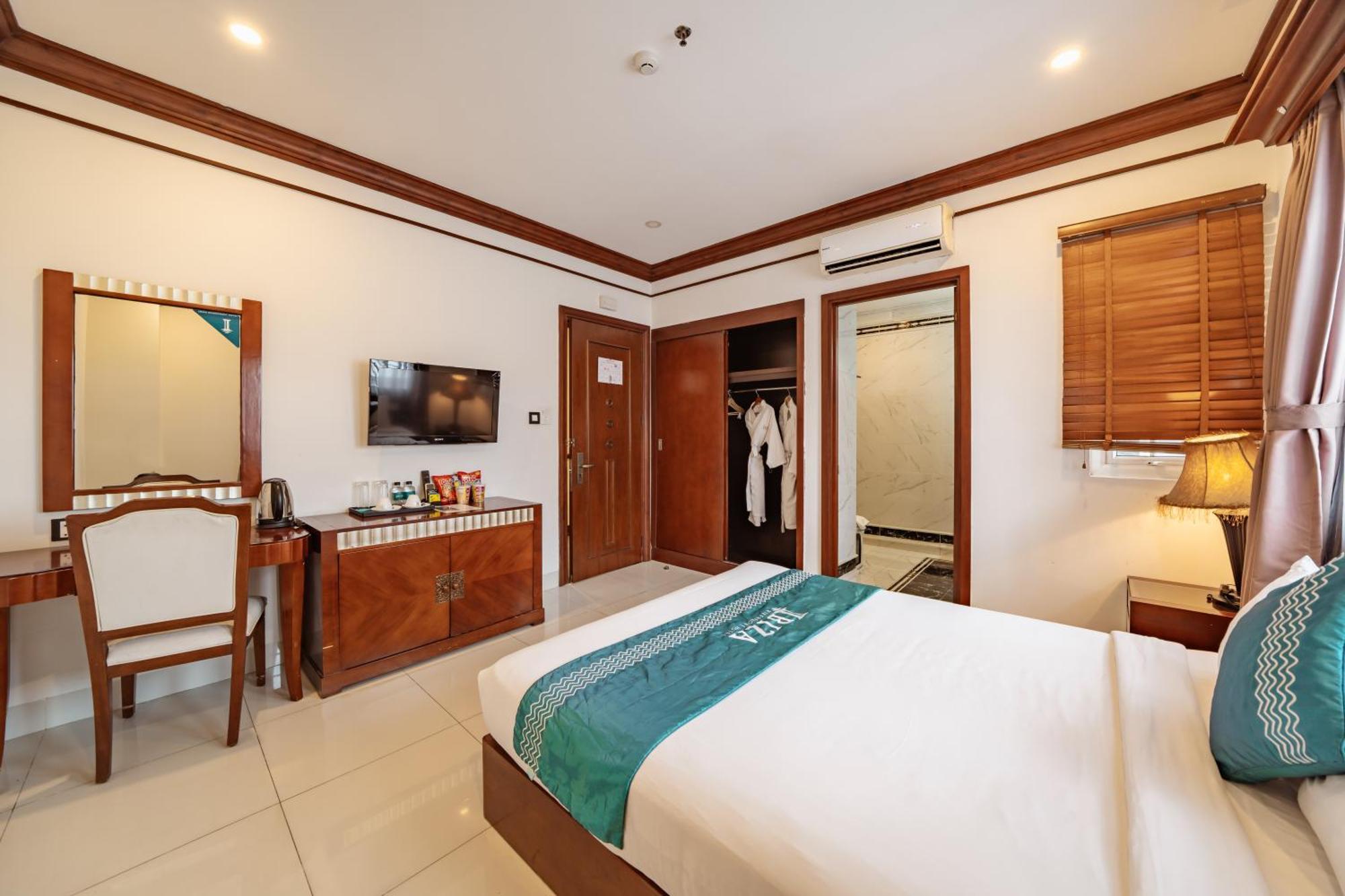 Ibiza Riverfront Da Nang Hotel Powered By Aston Eksteriør bilde